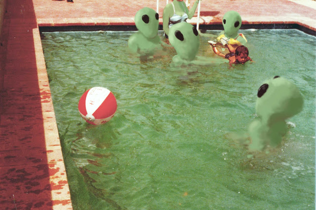 70-x-50-FINAL-ALIENS-SIN-MARGEN-300WEB